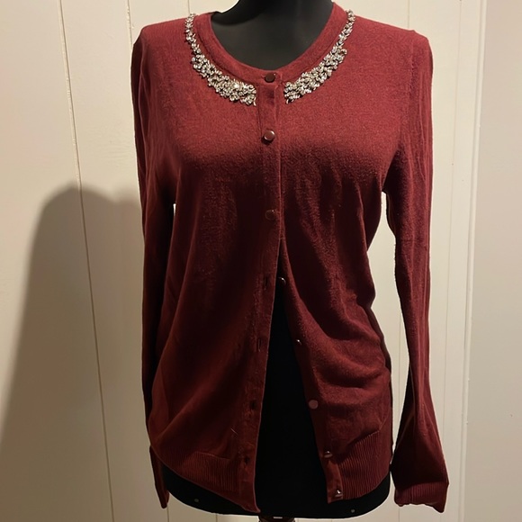Rhinestone cardigan button front size M in a soft burgundy - Picture 1 of 2